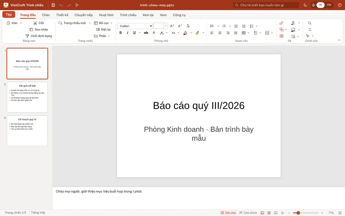 Trình chiếu: danh sách trang chiếu bên trái, trang đang soạn ở giữa.